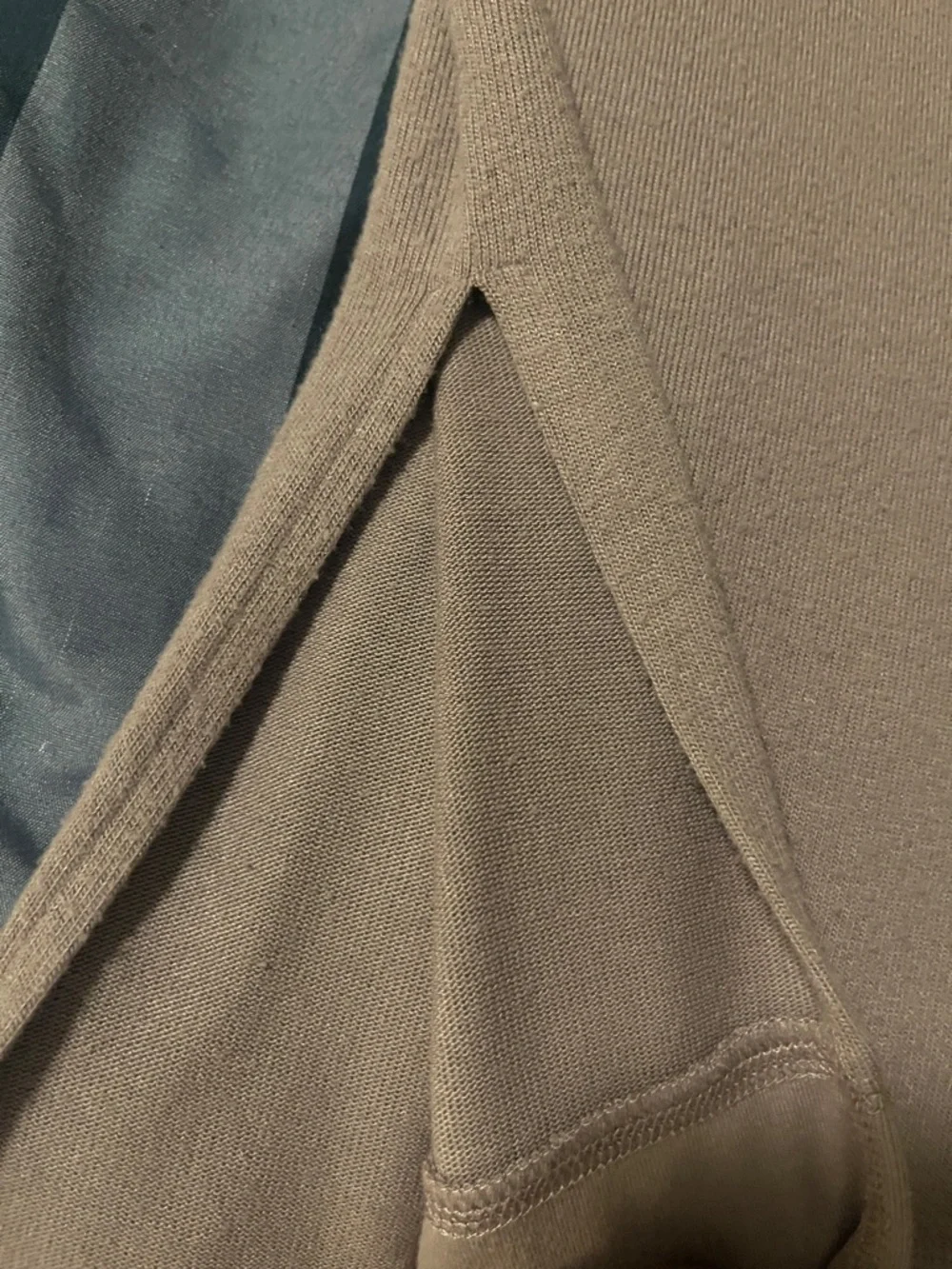 🧘🏽‍♀️VGUC Alo Yoga Glimpse Long Sleeve Top in Lavender (?) - Sz Medium